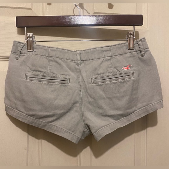 GUC Gray Hollister Shorts Low Rise Size 1 (25) - Picture 3 of 3